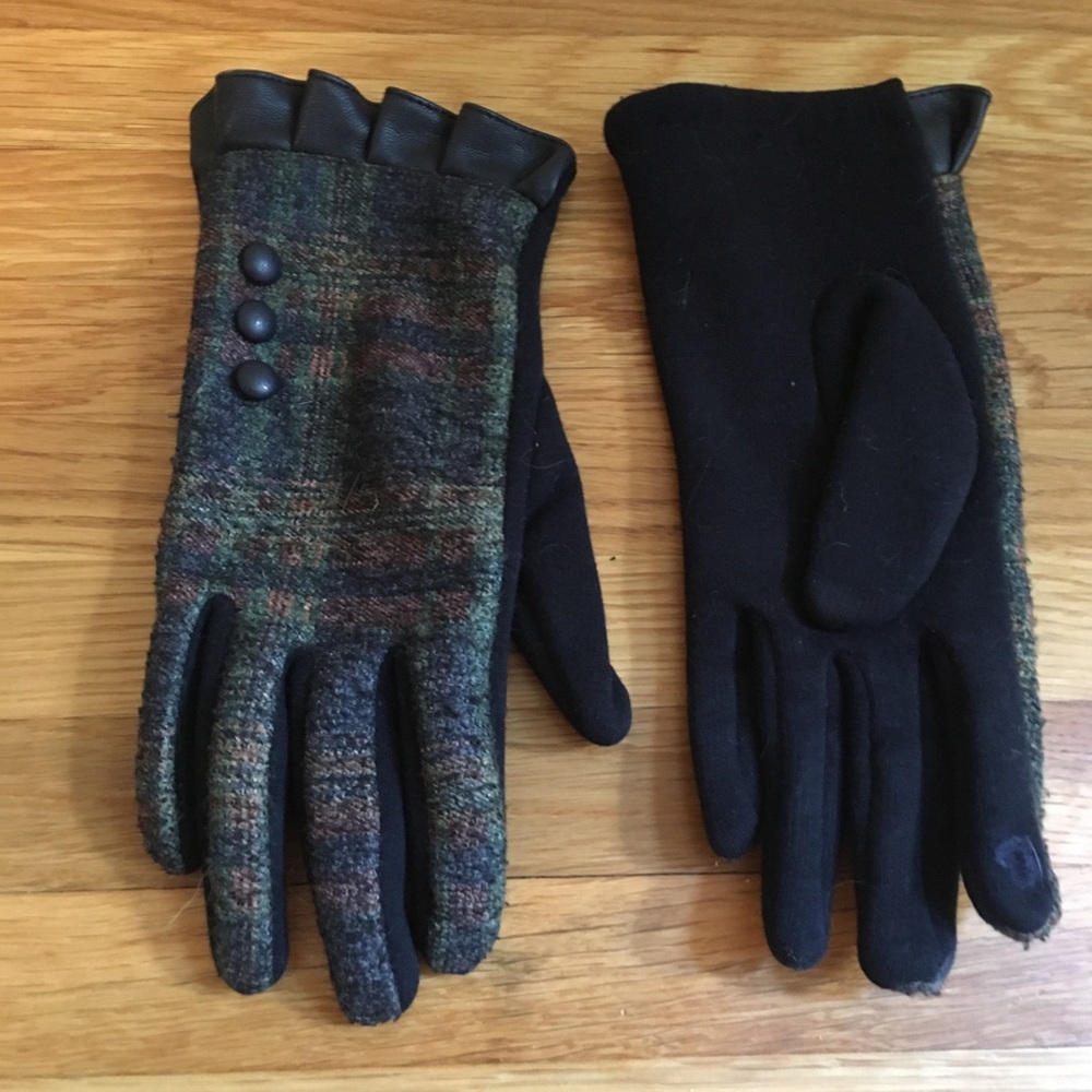 Wool and faux leather driving gloves
